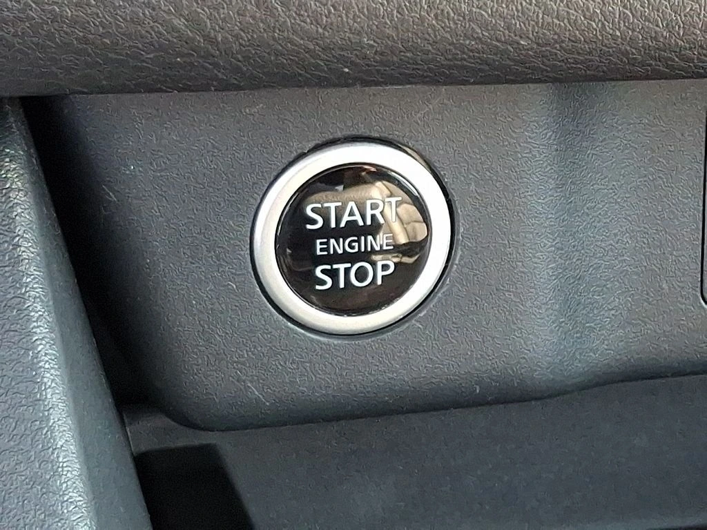 2023 Nissan Rogue SV - Photo 24