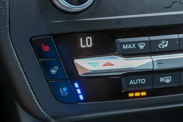 2020 Ford Explorer Limited photo 27