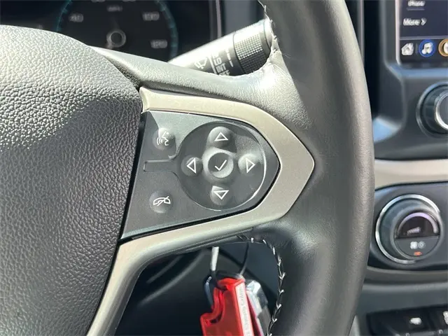 2022 Chevrolet Colorado Z71 photo 14