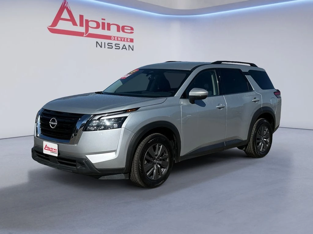 2024 Nissan Pathfinder SV