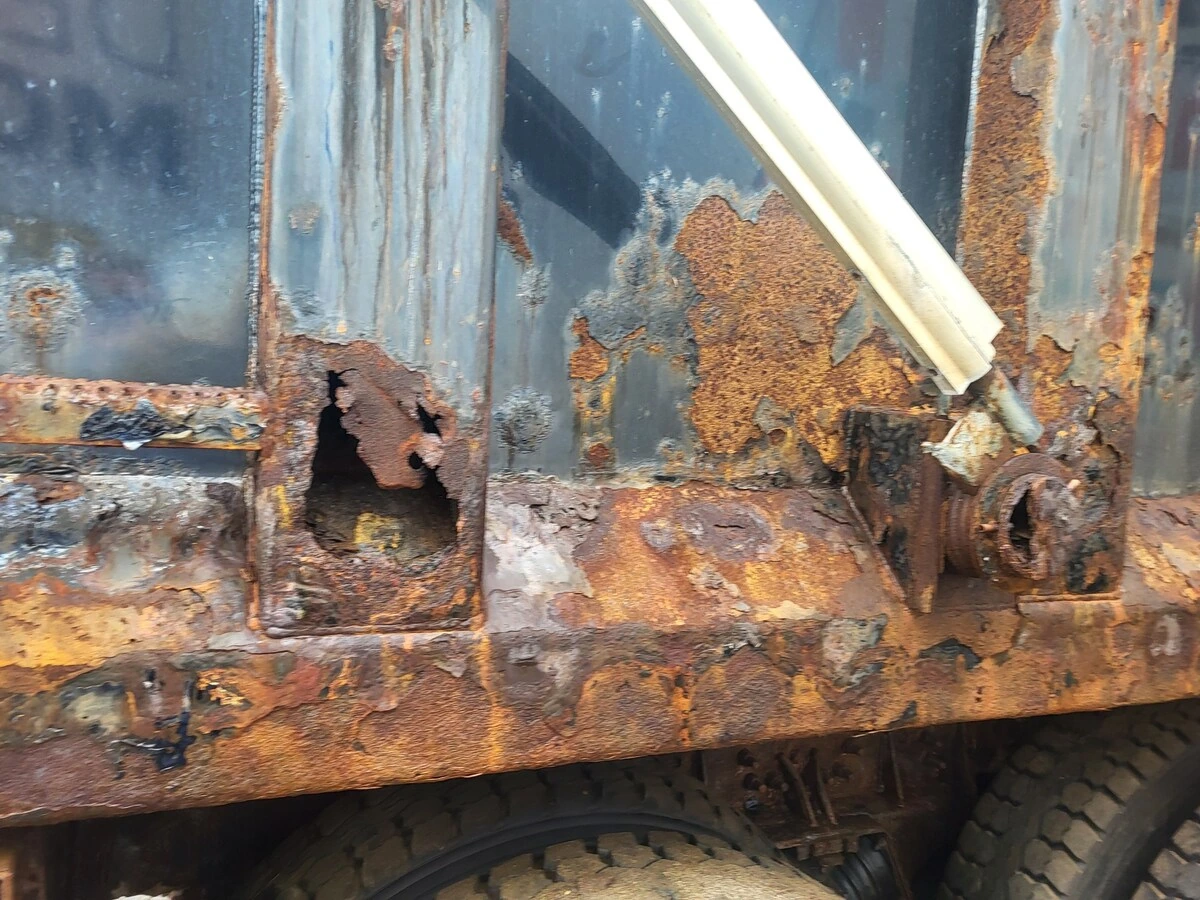 2005 International - image 35