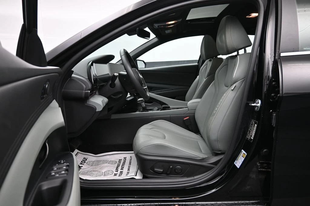 2026 Hyundai Elantra Limited - Photo 23