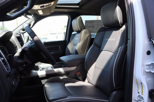 2025 RAM 2500 Laramie - Photo 16