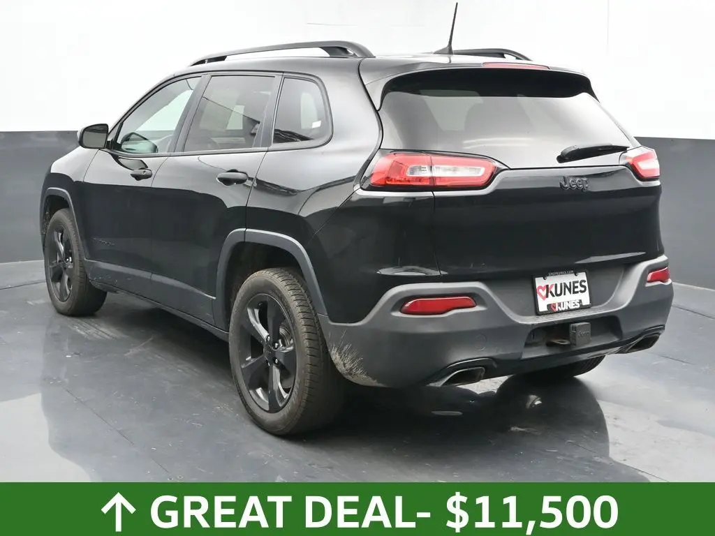 2017 Jeep Cherokee Altitude photo 4