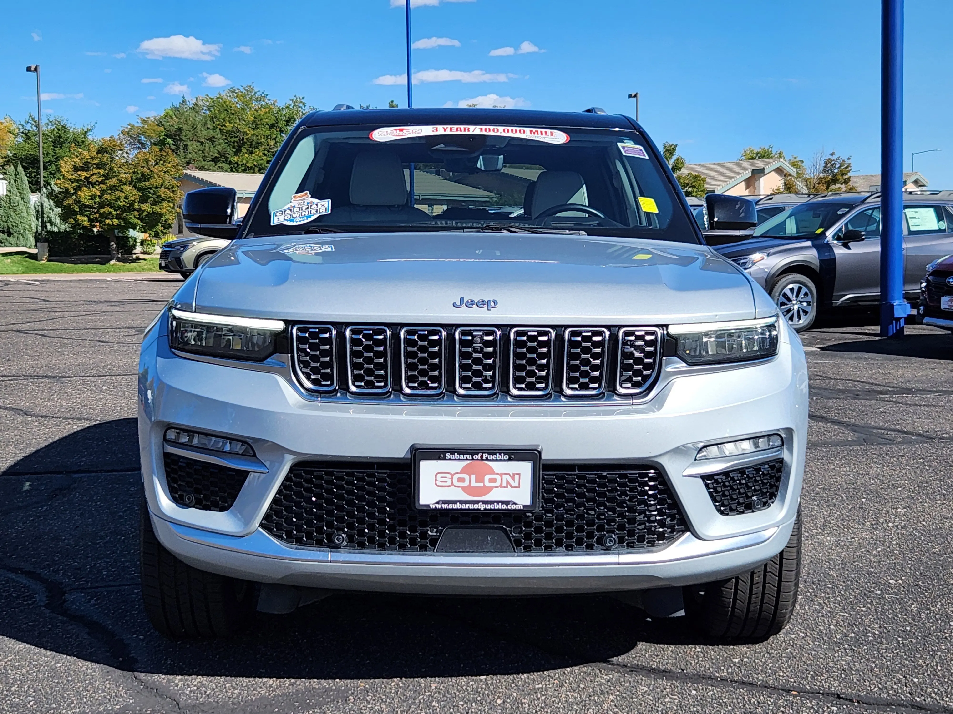 2022 Jeep Grand Cherokee Summit photo 5