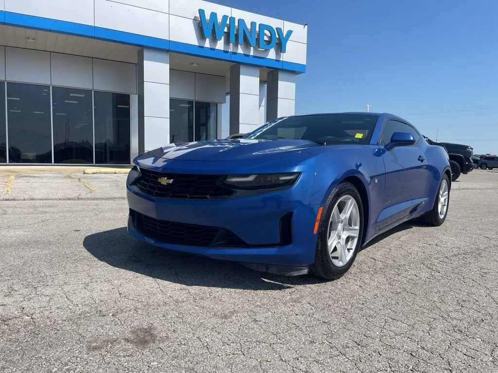 Used 2019 Chevrolet Camaro 1LT with VIN 1G1FB1RSXK0123850 for sale in Okmulgee, OK