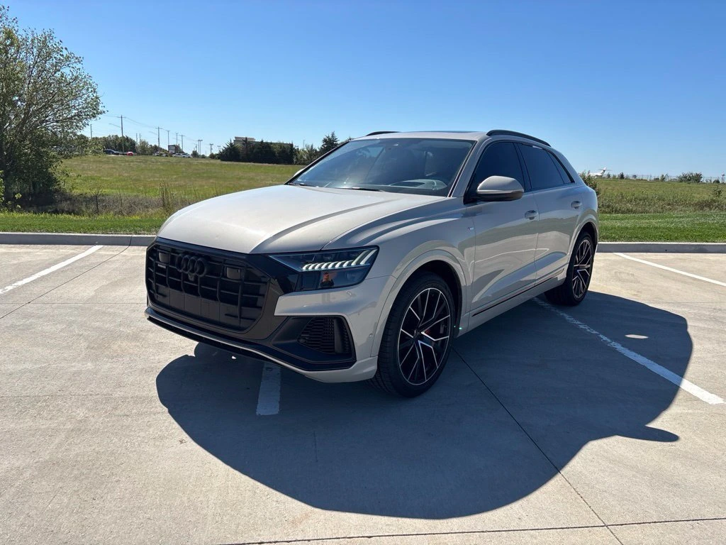 2023 Audi Q8
