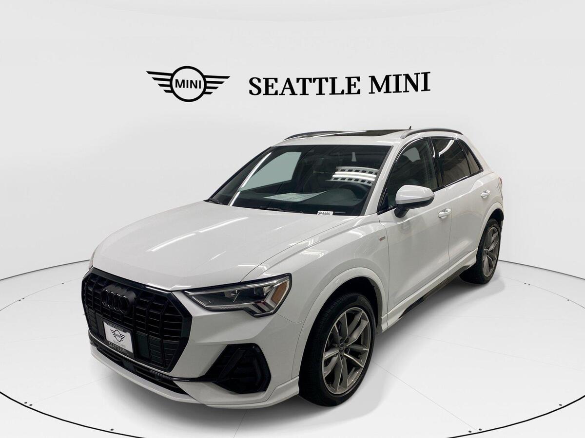 2024 Audi Q3 quattro S line Premium 45 TFSI