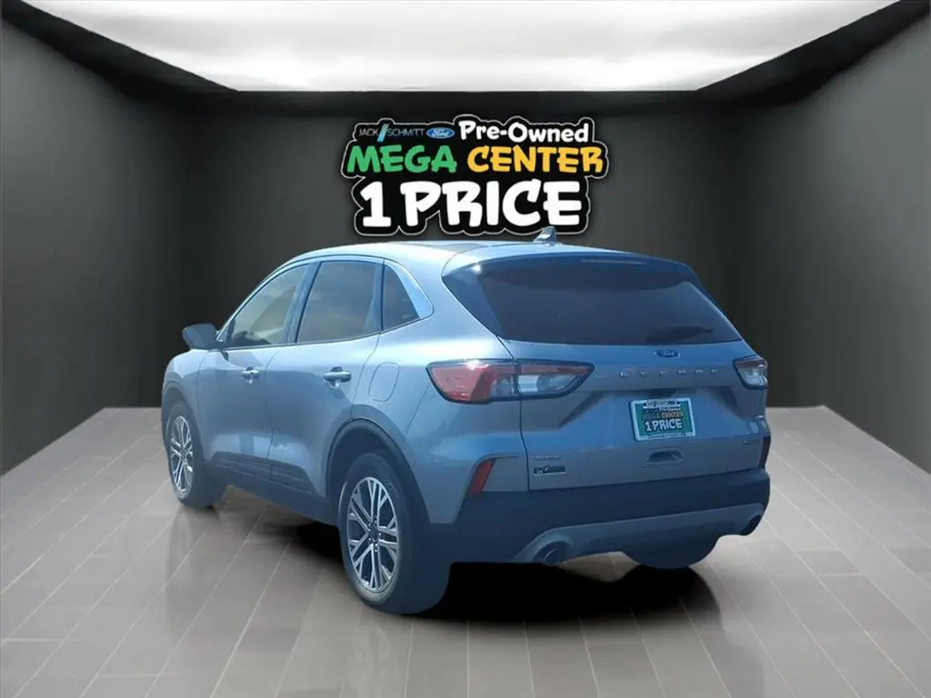 1FMCU9CZ9NUA16399