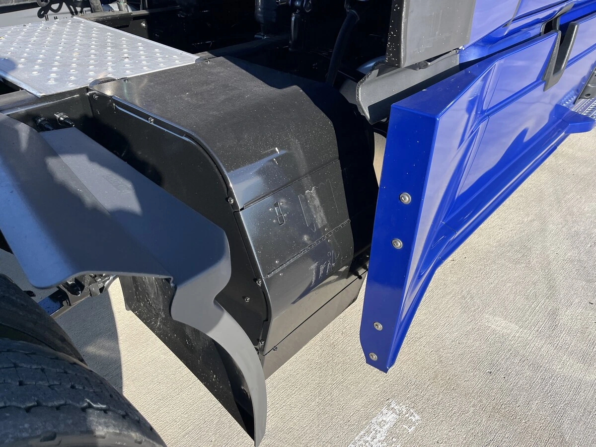 2022 Freightliner Cascadia - image 12