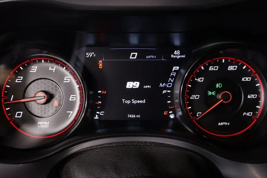 2023 Dodge Charger SXT photo 4