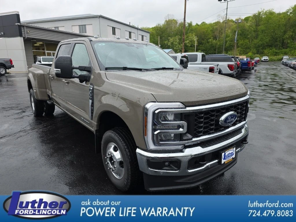 2026 Ford F-350 Lariat 4x4 Crew Cab 8' Box DRW's photo