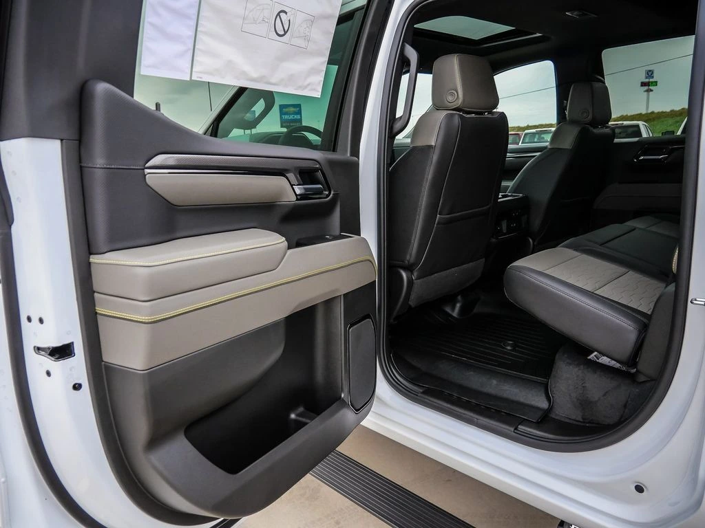 2026 Chevrolet Silverado 1500 ZR2 - Photo 36