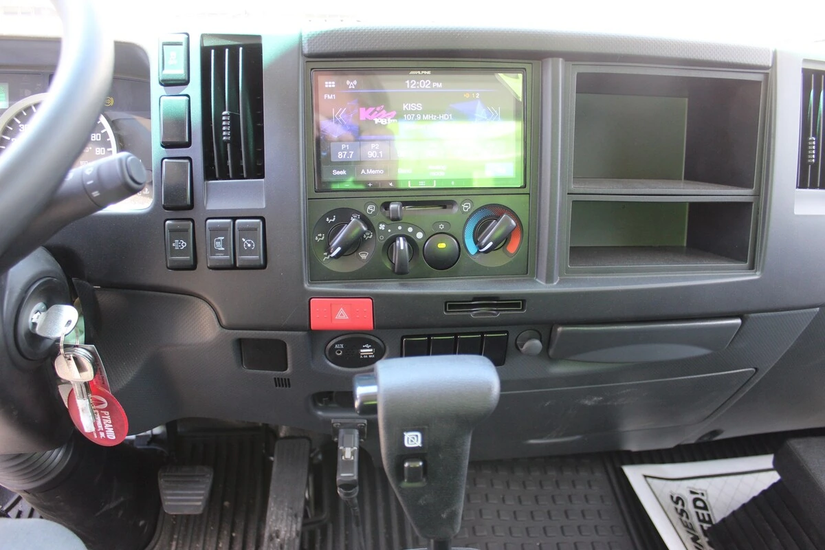 2024 Isuzu NRR in Danbury, CT — photo 3