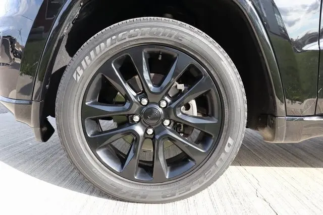 2020 Jeep Grand Cherokee Altitude photo 20