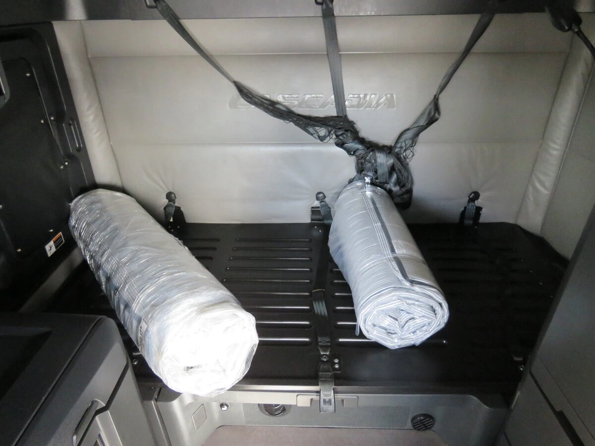 2022 Freightliner Cascadia - image 18