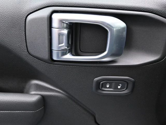 2026 Jeep Wrangler 4-Door Sport - Photo 18