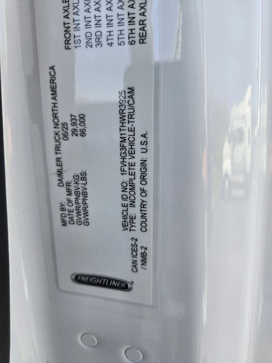 2026 Freightliner 114SD - image 7