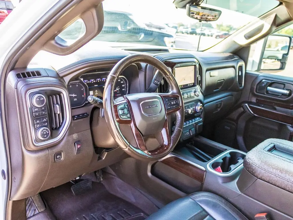 2021 Gmc Sierra Denali photo 32