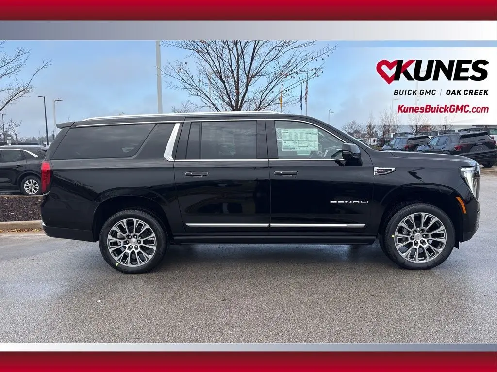 2026 Gmc Yukon XL Denali photo 2