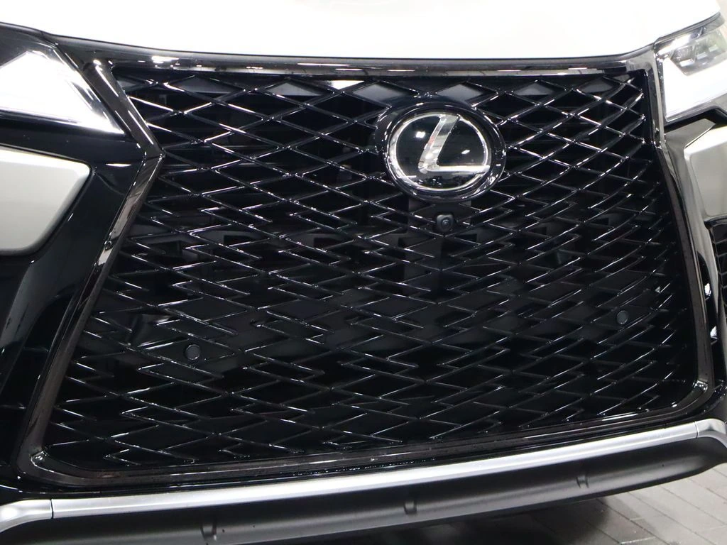2026 Lexus LX 600 F-Sport - Photo 6