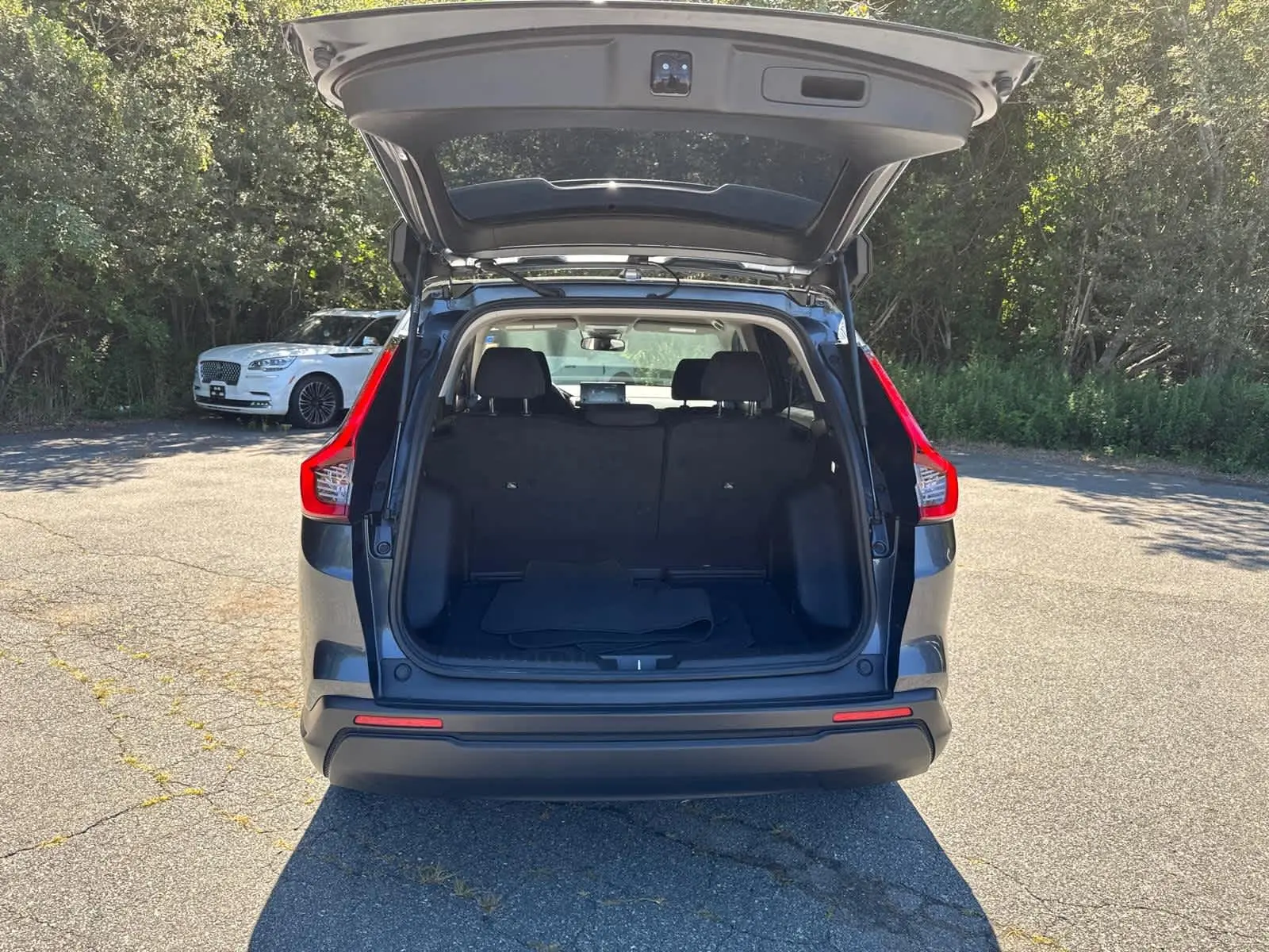 2024 Honda CR-V LX photo 34