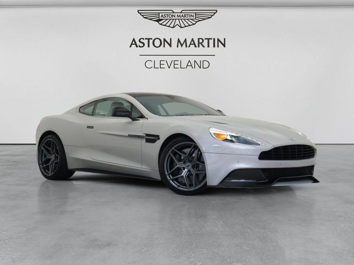 2016 Aston Martin Vanquish V12