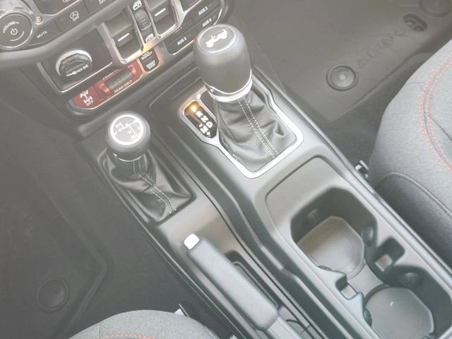 2026 Jeep Wrangler 4-Door Rubicon - Photo 14