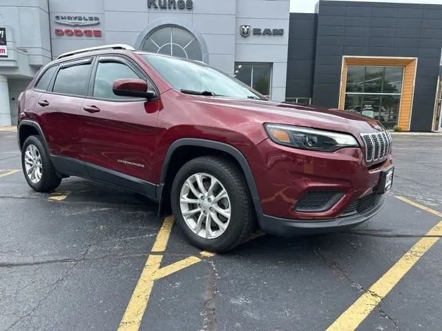 Used 2020 Jeep Cherokee Latitude with VIN 1C4PJLCB1LD553103 for sale in Sterling, IL