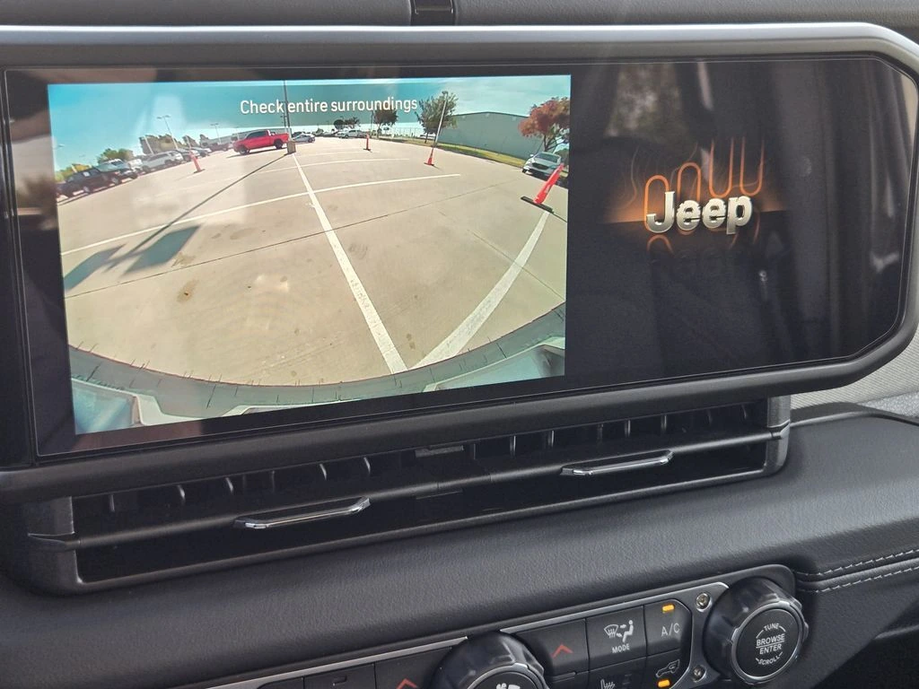 2026 Jeep Wrangler 4-Door Sahara - Photo 14