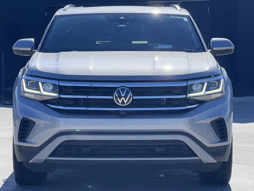 2020 Volkswagen Atlas Cross Sport V6 SEL Premium photo 10