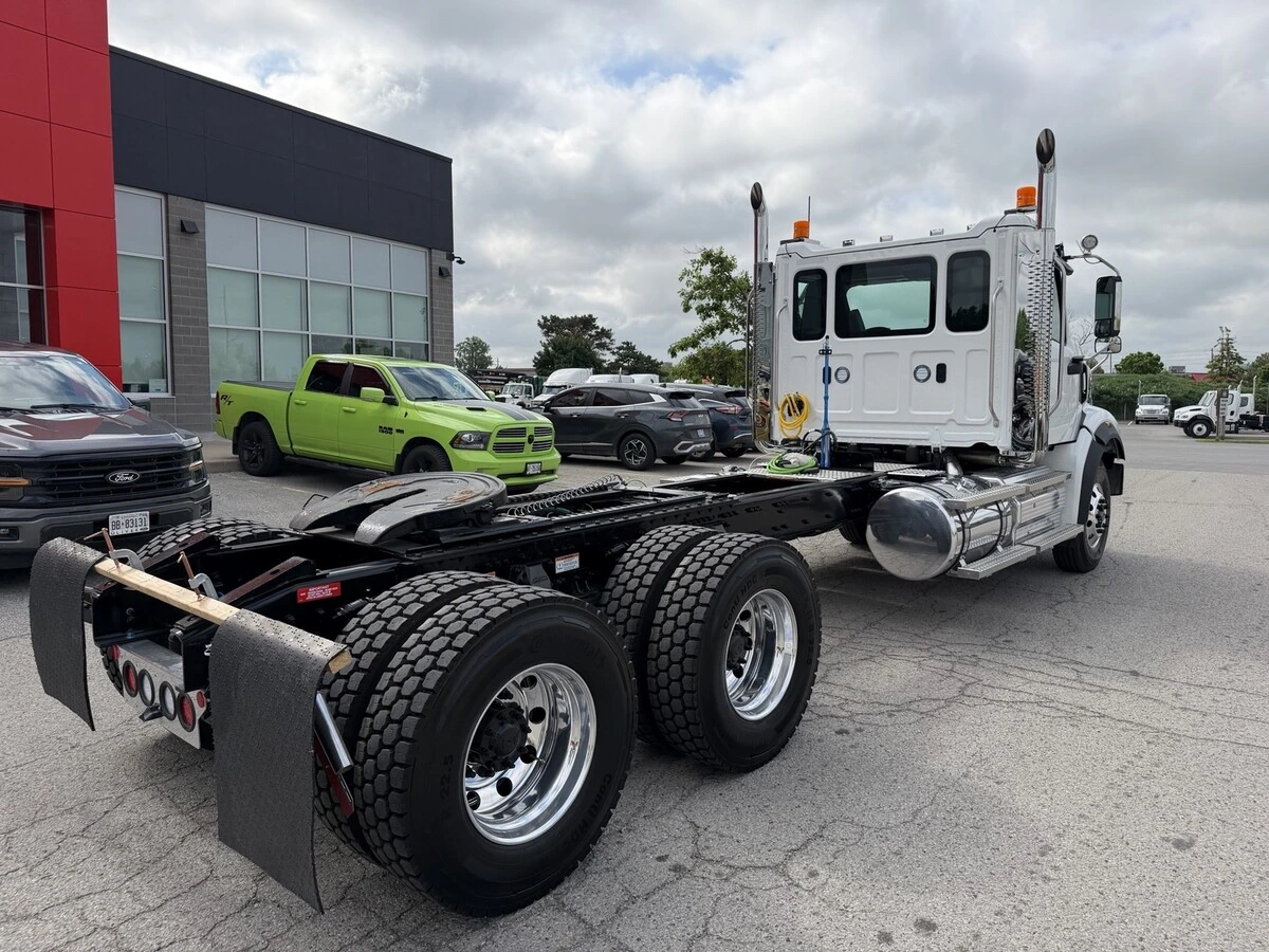 2027 Western Star 49X — photo 3