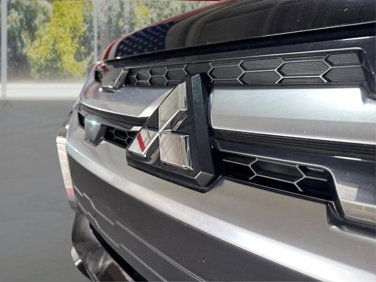 2024 Mitsubishi Outlander Sport SE - Photo 19