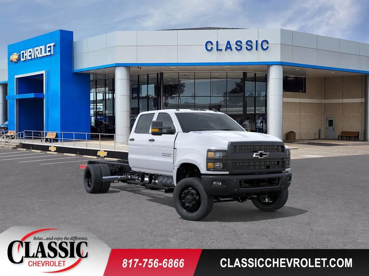 2025 Chevrolet Silverado 4500 Medium Duty Chassis Cab's photo
