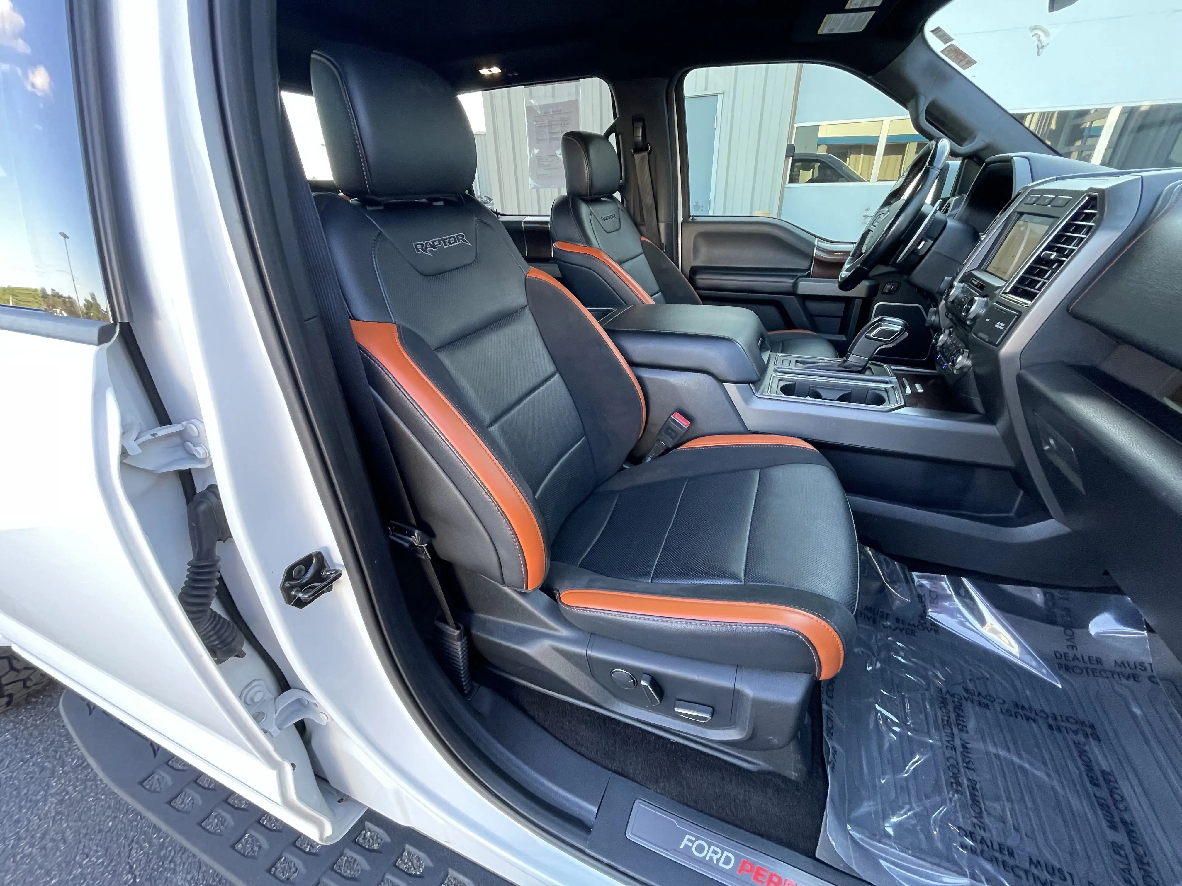 2018 Ford F-150 Raptor photo 11