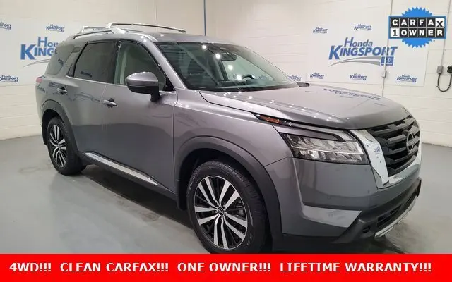 2024 Nissan Pathfinder Platinum's photo
