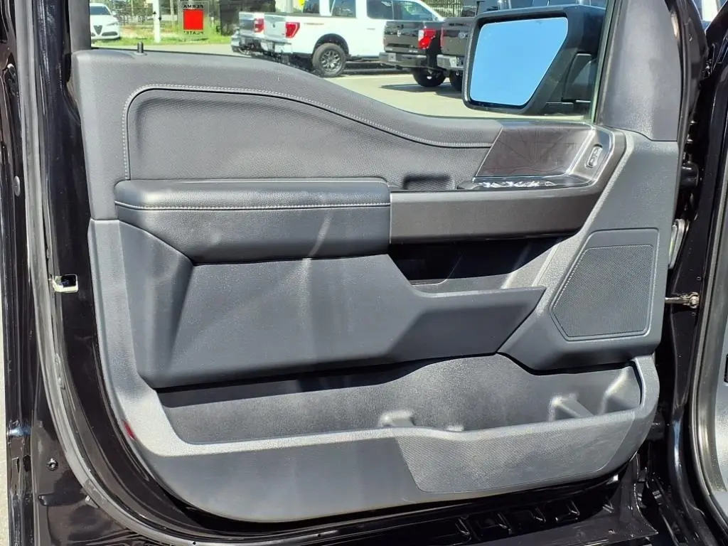 2022 Ford F-150 XLT photo 26