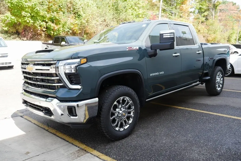 2026 Chevrolet Silverado LTZ photo 4