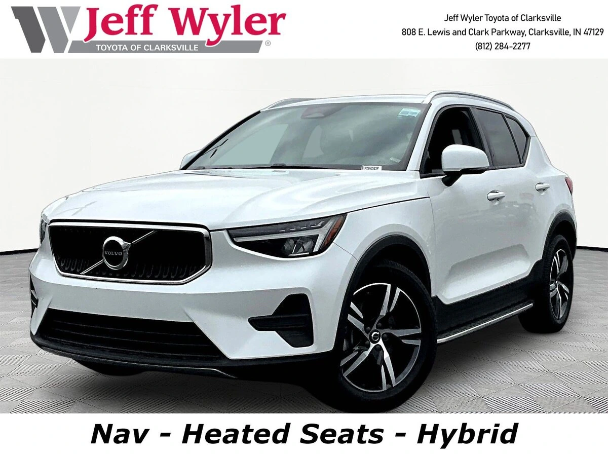 2023 Volvo XC40