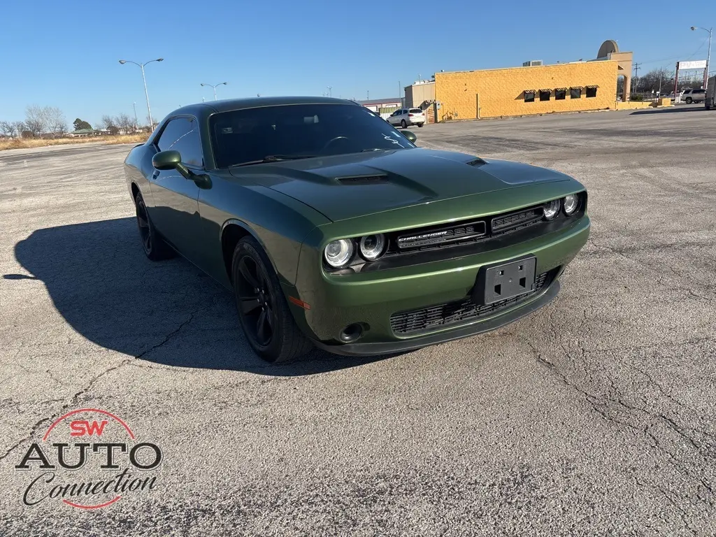 2019 Dodge Challenger SXT