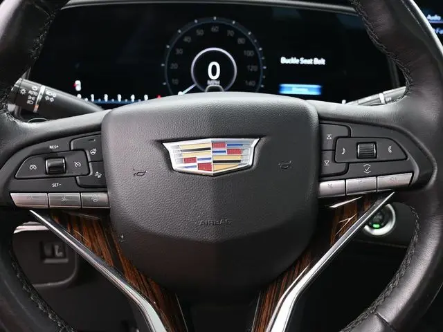 2023 Cadillac Escalade ESV Premium Luxury photo 23