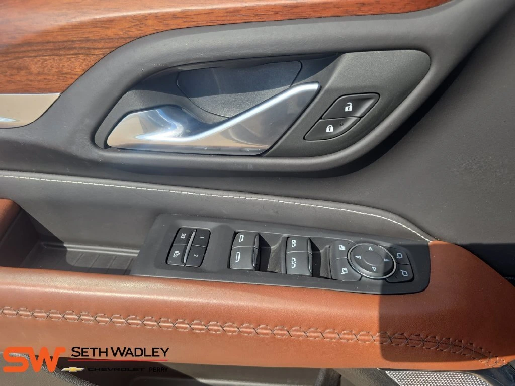2024 GMC Yukon Denali Ultimate - Photo 29