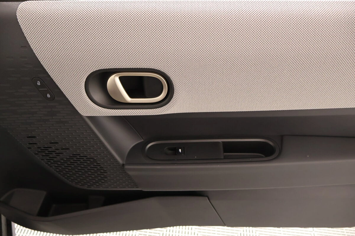 2026 MINI Hardtop 2 Door - Photo 12