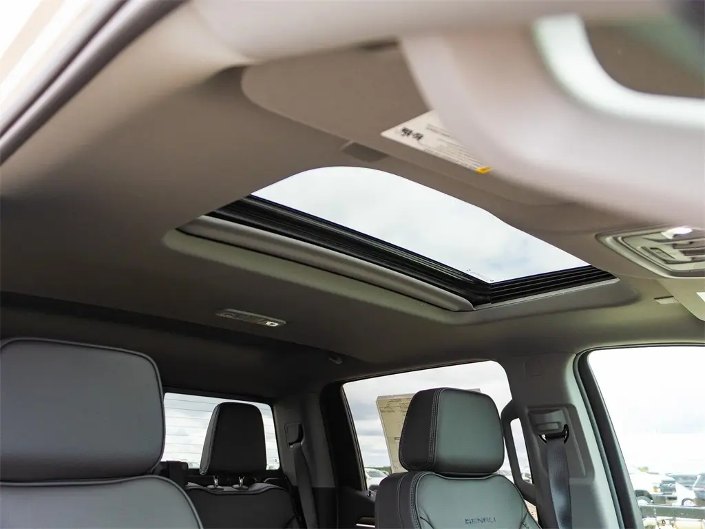 2026 Gmc Sierra 1500 Denali photo 12