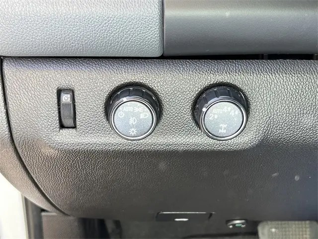 2022 Chevrolet Colorado Z71 photo 11
