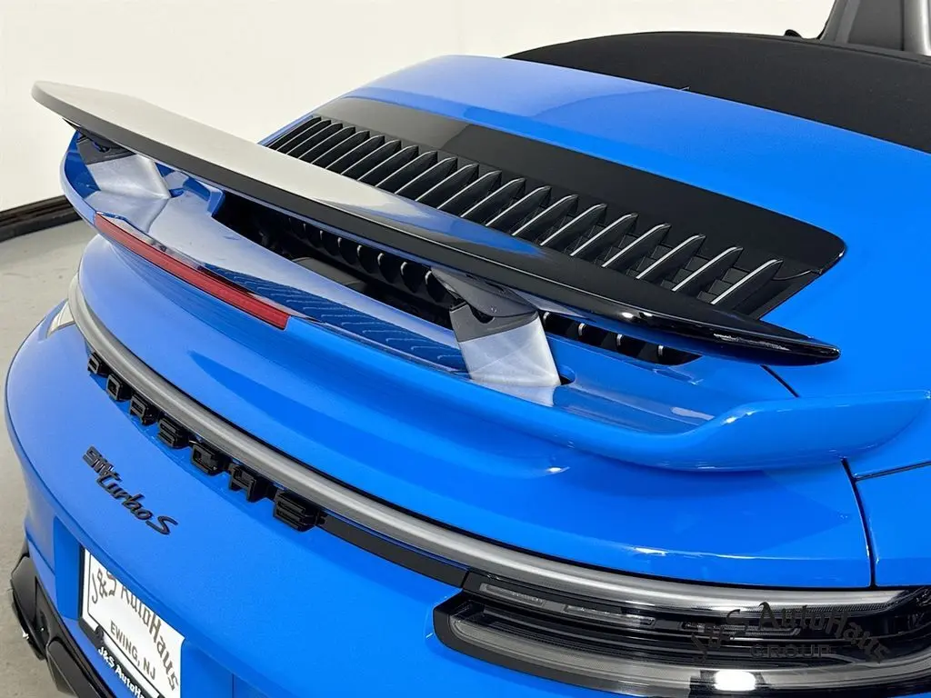 2022 Porsche 911 Turbo S photo 31