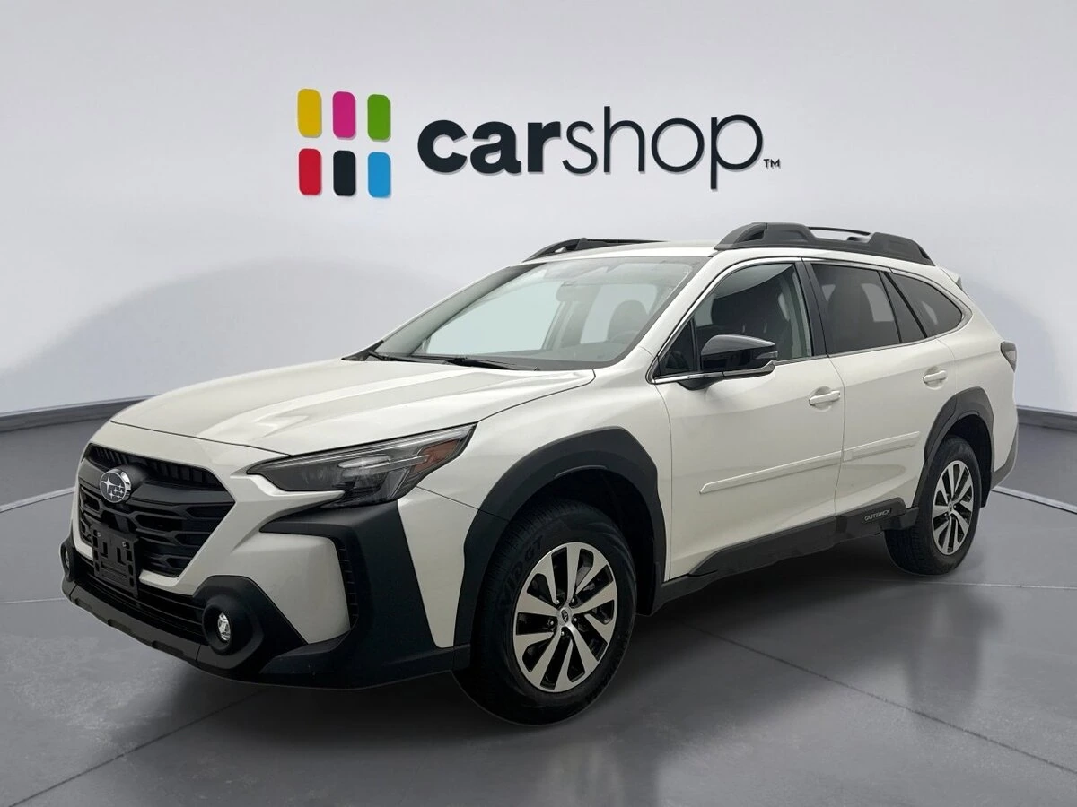 2025 Subaru Outback Premium's photo
