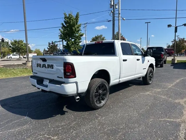 2025 Ram 2500 Big Horn photo 7