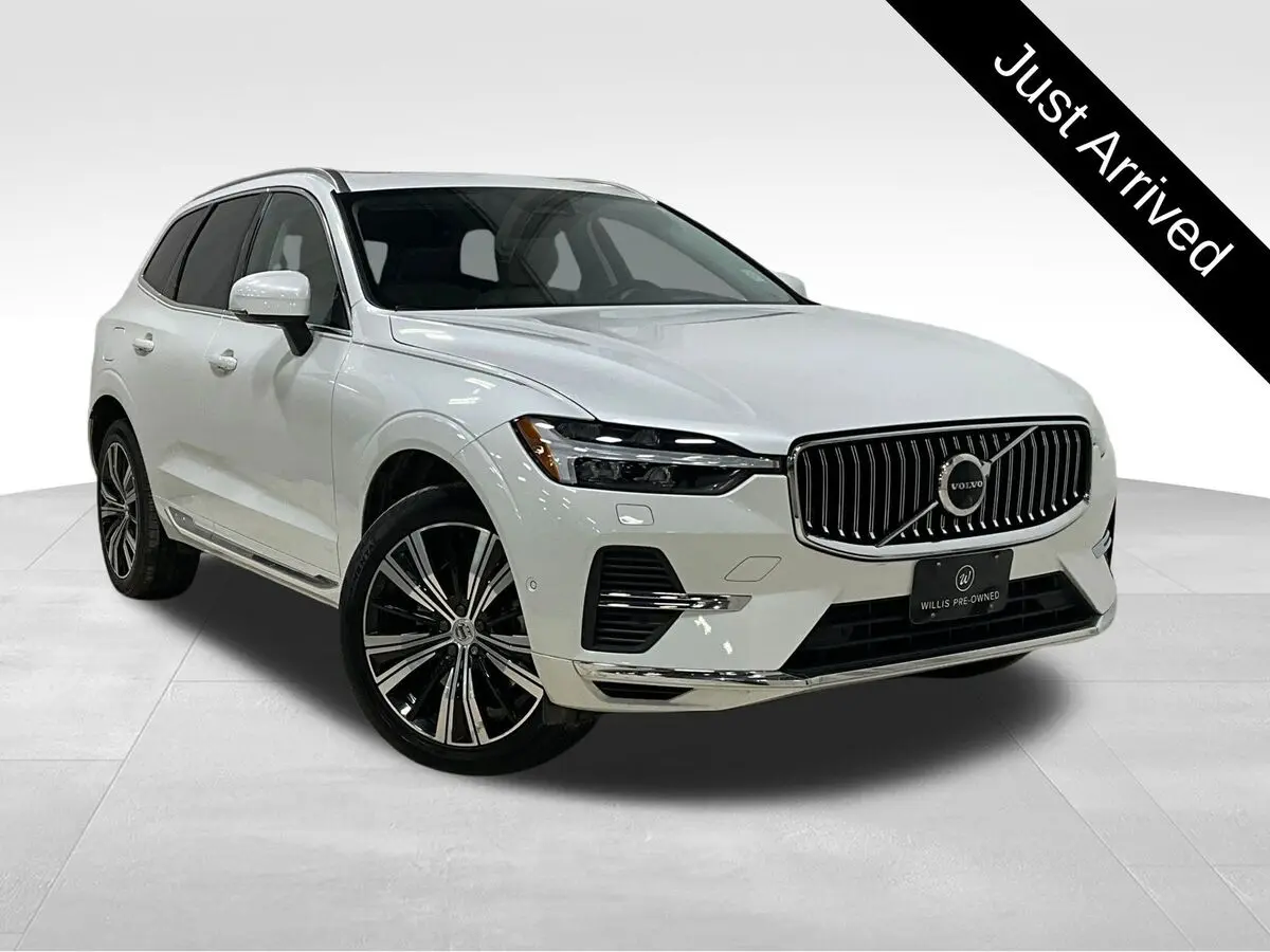 2022 Volvo XC60 Inscription's photo