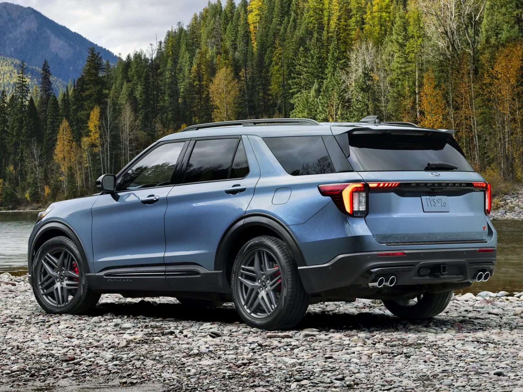 2025 Chrysler Pacifica vs 2025 Ford Explorer